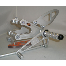 Commandes arrières reculées Honda CBR 900 RR Fireblade 2000-2003 - SES RACE PRODUCTS SES_RSH011 SES PRODUCTS