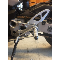 Commandes arrières reculées Honda CBR 900 RR Fireblade 2000-2003 - SES RACE PRODUCTS SES_RSH011 SES PRODUCTS